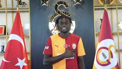 Galatasaray Lesley Ugochukwu'yu Transfer Etti