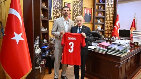 MHP Lideri Bahçeli, Demiral'ı Ağırladı