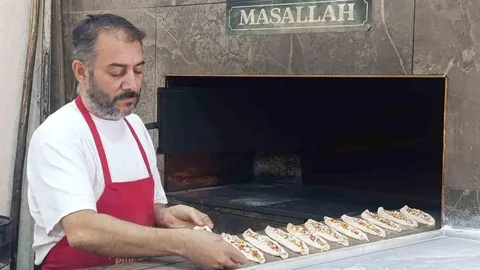 Kahramanmaraş'ta Ekmek Üretimi Zorlu Geçiyor