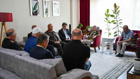 Bolu'da 15 Temmuz Şehidi Ailesine Ziyaret