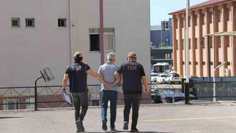 Sivas'ta FETÖ Hükümlüsü Yakalandı