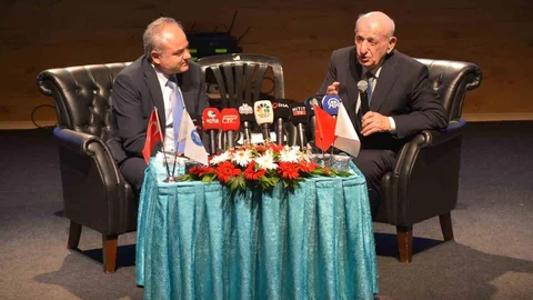 İsmail Kahraman Çorum'da 15 Temmuz'u Anlattı