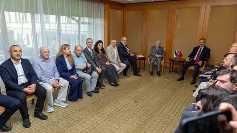 Kiev'de Kırım Tatarlarıyla Görüşme