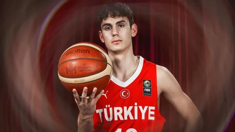 Ömer Kutluay: Basketbola Olan Sevdam Beni Yorutmuyor