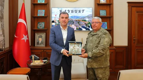 Bayburt Garnizon Komutanlığı'nda Değişiklik Yapıldı