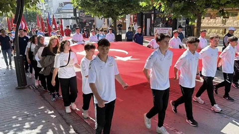 Bolu'da Atatürk'ün Gelişi Kutlandı