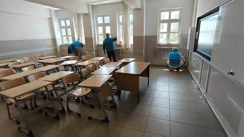 Eskişehir'de Yükümlüler Okulda Çalışmalar Yürütüyor