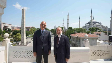Kültür ve Turizm Bakanı Ersoy'dan Üniversite Ziyareti