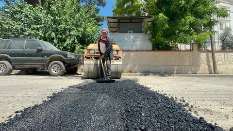 Adıyaman'da Üstyapı Çalışmaları Devam Ediyor