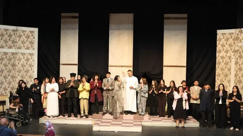Pursaklar'da Tiyatro Günleri Başladı