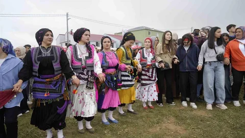 Gümüşhane'de Kadırga Şenliği Coşkusu