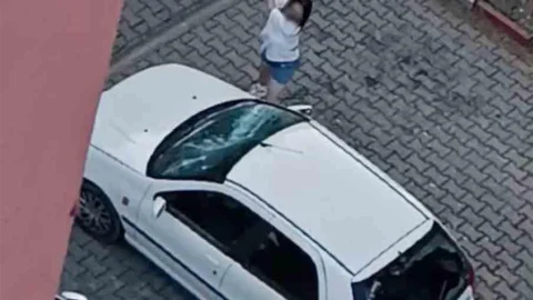 Karabük'te Park Halindeki Araca Saldırı