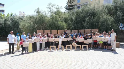 Alanya'da Kur'an Kursları İçin 800 Rahle Desteği