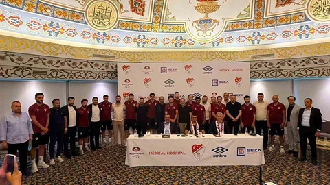 Elazığspor'da İmza Töreni Yapıldı