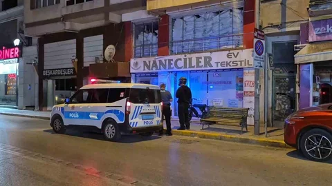 Eskişehir'de Cam Kıran Şüpheli Yakalandı