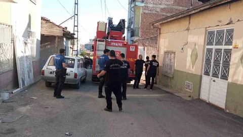 Malatya'da Deprem Sonrası Göçük Oluştu