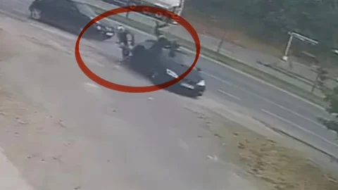 Samsun'da Motosiklet Kazası Görüntülendi