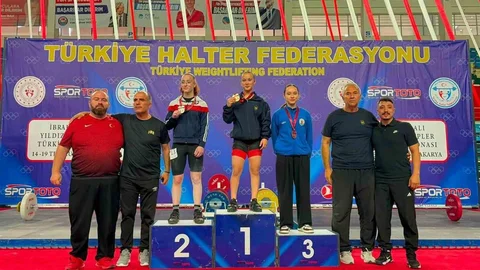 Bilecik'te Halter Başarısı