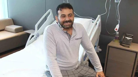 İstanbul'da Yapay Mesane Ameliyatı Başarıyla Gerçekleşti