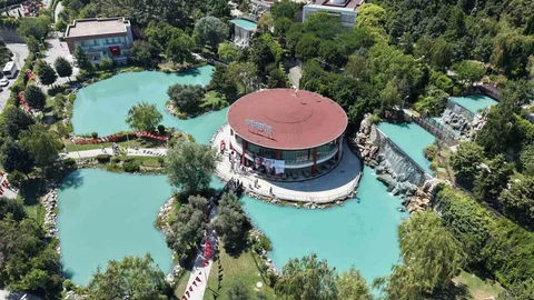 Esenyurt’ta İki Yeni Sosyal Tesis Açıldı