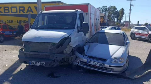 Antalya Manavgat'ta Trafik Kazası