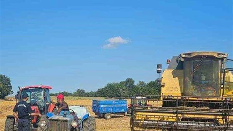 Bilecik'te Biçerdöver Operatörlerine Yangın Eğitimi