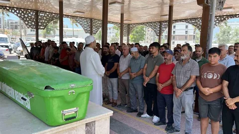 Hatay'da Pikap Kazası Sonucu 11 Yaşındaki Umut Hayatını Kaybetti