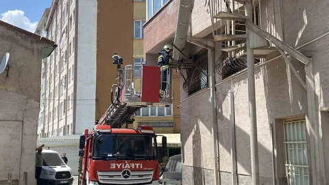 Eskişehir'de Fırın Bacasında Yangın