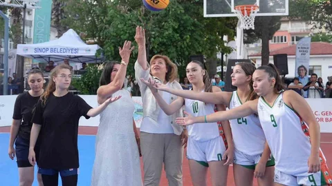 Mustafa Berkay Akbaş Turnuvası Sinop'ta Başladı