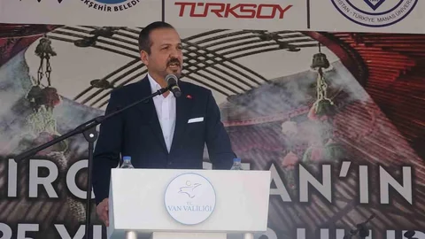Erciş’te Kültür Şöleni Düzenlendi
