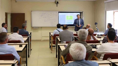 Bayburt’ta Yönetici Yetiştirme Programı Başladı