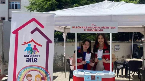 Bilecik'te Koruyucu Aile Tanıtım Standı Kuruldu