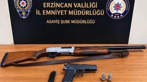 Erzincan'da Ruhsatsız Silah Ele Geçirildi