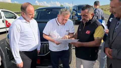 Kars'ta Köy Yolları Modernleşiyor