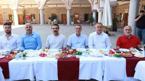 Kurşunlu Han'da Sanat Vizyonu Tartışıldı