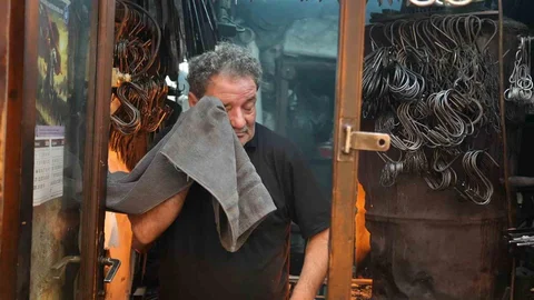 Gaziantep’te 50 Yıldır Demir Dövüyor