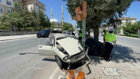 Karaman'da Trafik Kazası: 1 Yaralı