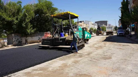 Kahta'da Modern Yol Çalışmaları Devam Ediyor