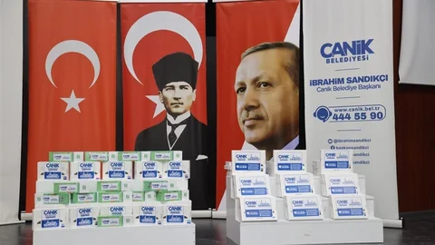 Canik'te YKS ve LGS Ödülleri