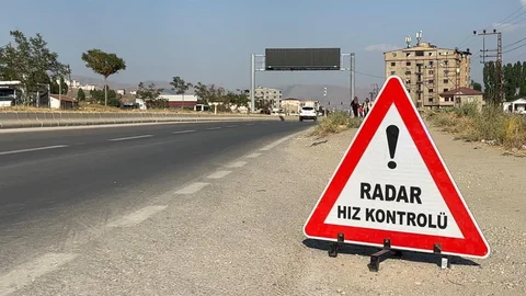 Yüksekova’da Hız Denetimi Devam Ediyor