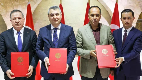 Mezitli 'ye Yapılacak Olan Aile Sağlık Merkezi İle Acil Sağlık Hizmetleri İstasyonu İçin Protokol İmzalandı