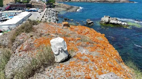 Sarıyer'de Tarihi Pompei Sütunu Bakımsız Kaldı