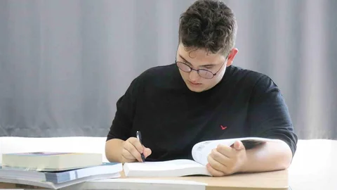 Sakarya'da Öğrenci Dava Açtı