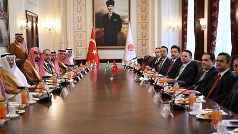 Adalet Bakanı Gürlek Suudi Mevkidaşıyla Görüştü