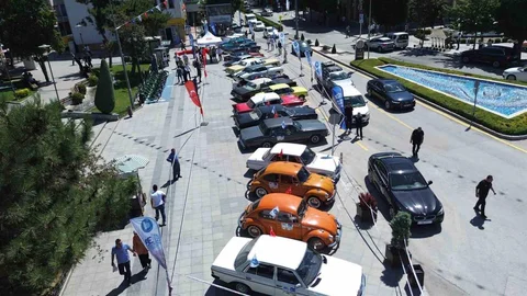 Çorum'da Klasik Otomobil Etkinliği