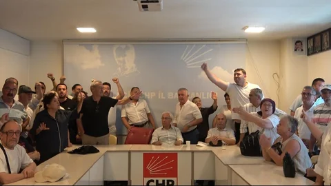Bilecik'te CHP Gerilimli Devir Teslim