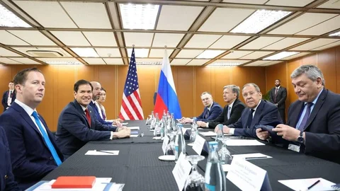 ABD Dışişleri Bakanı Rubio ve Lavrov Görüştü
