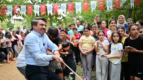 Bursa'da Çocuk Şenlikleri Coşkusu