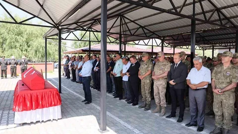 Erzincan'da Kıbrıs Gazisi Uğurlandı