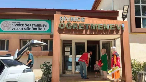 Elazığ'da Mobil Sosyal Hizmet Aracı